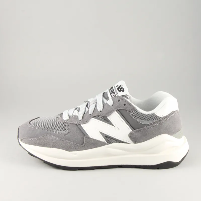 靴 New Balance M5740VPB GRAY New Balance M5740VPB GRAY（ニューバランス M5740VPB-グレー